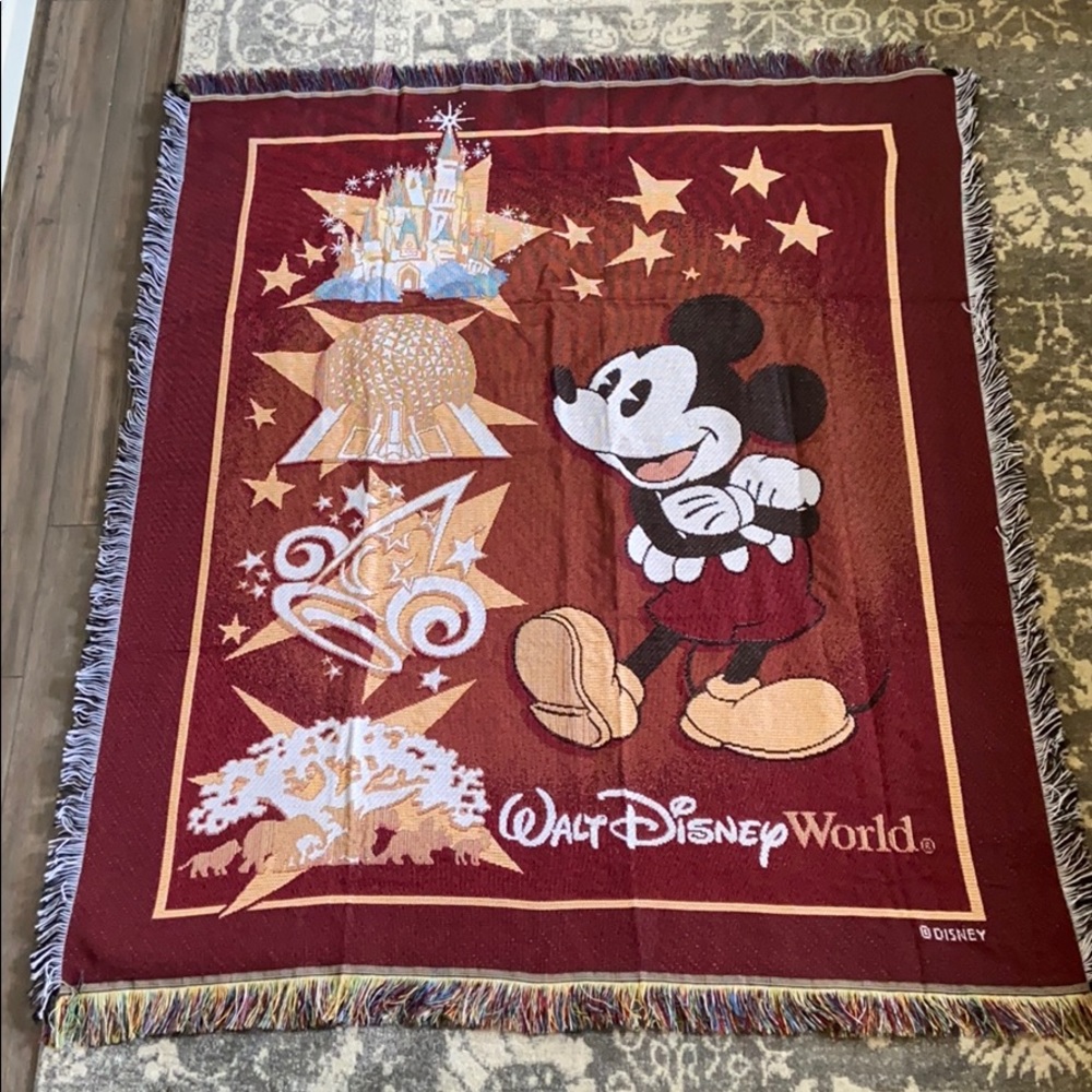 NWOT Mickey Mouse throw castle Epcot stars 46x56
